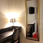 Western Le Montmartre - Saint Pierre Hotel Paris