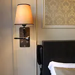 Western Le Montmartre - Saint Pierre Hotel