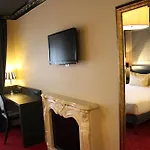 Western Le Montmartre - Saint Pierre Paris
