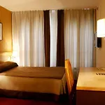 Hotel Western Le Montmartre - Saint Pierre