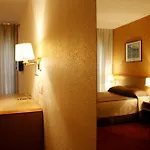Western Le Montmartre - Saint Pierre Hotel