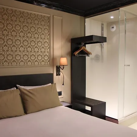 Hotel Western Le Montmartre - Saint Pierre Parigi