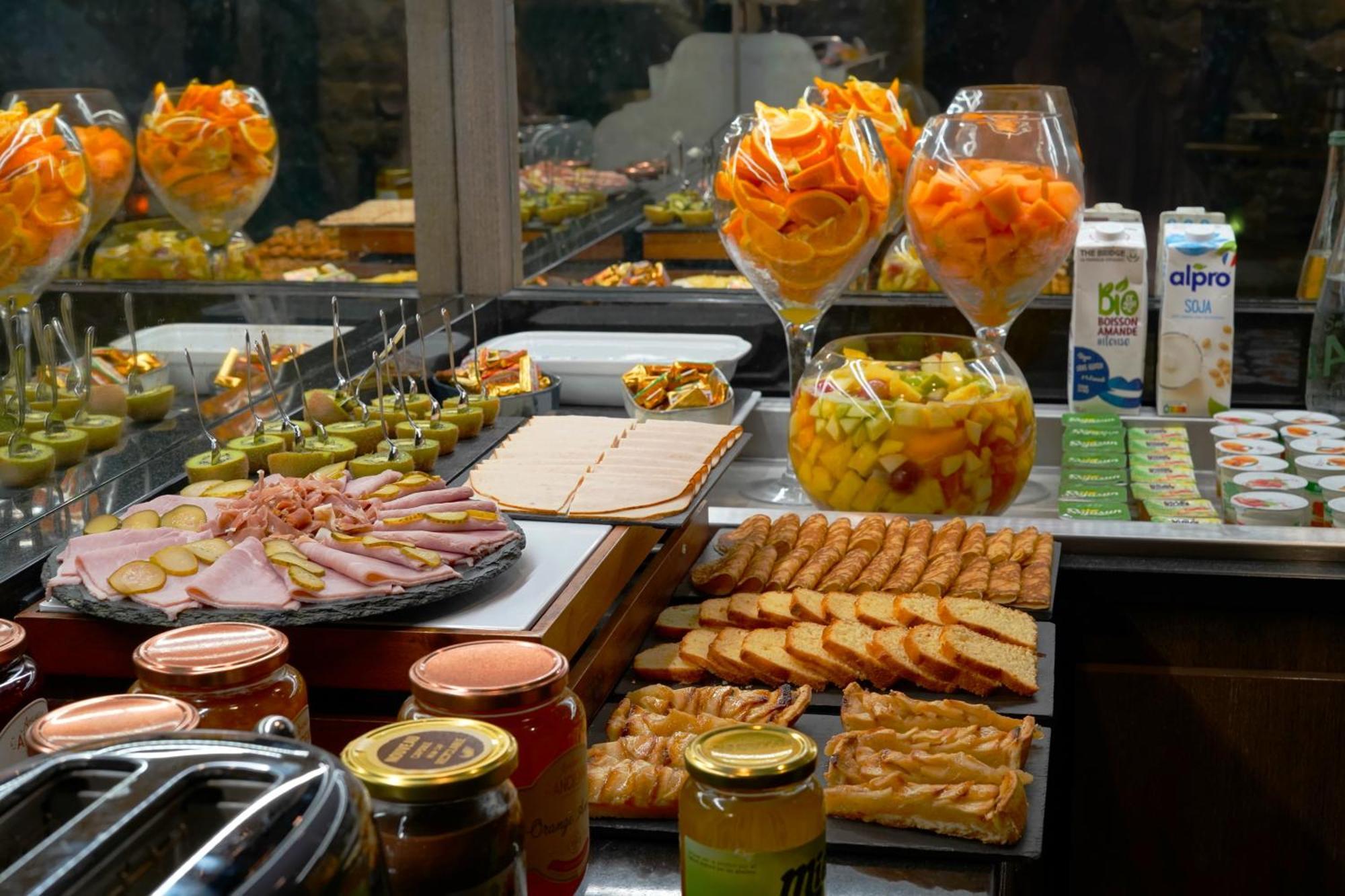 Hotel Western Le Montmartre - Saint Pierre Parigi