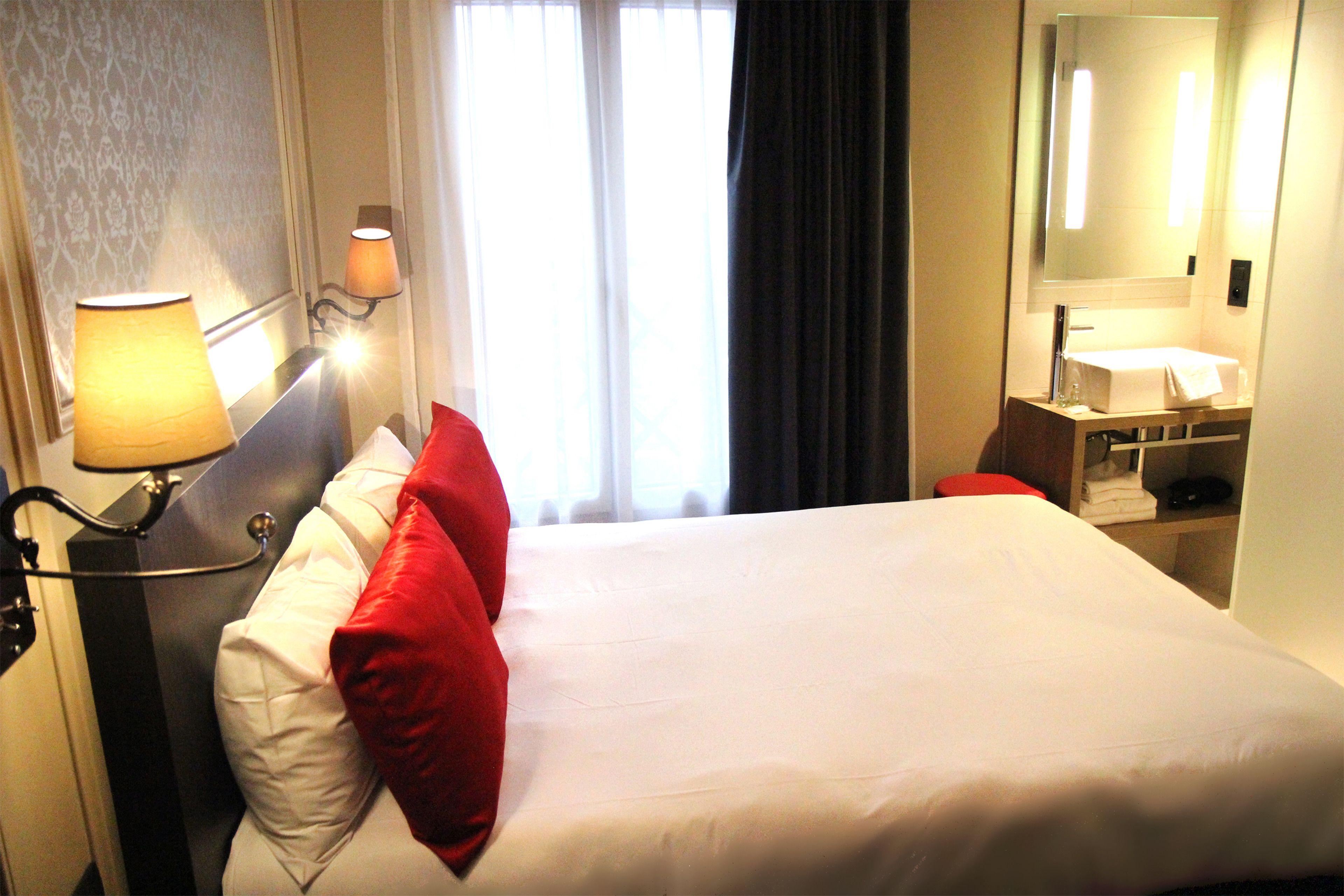 Western Le Montmartre - Saint Pierre Hotel