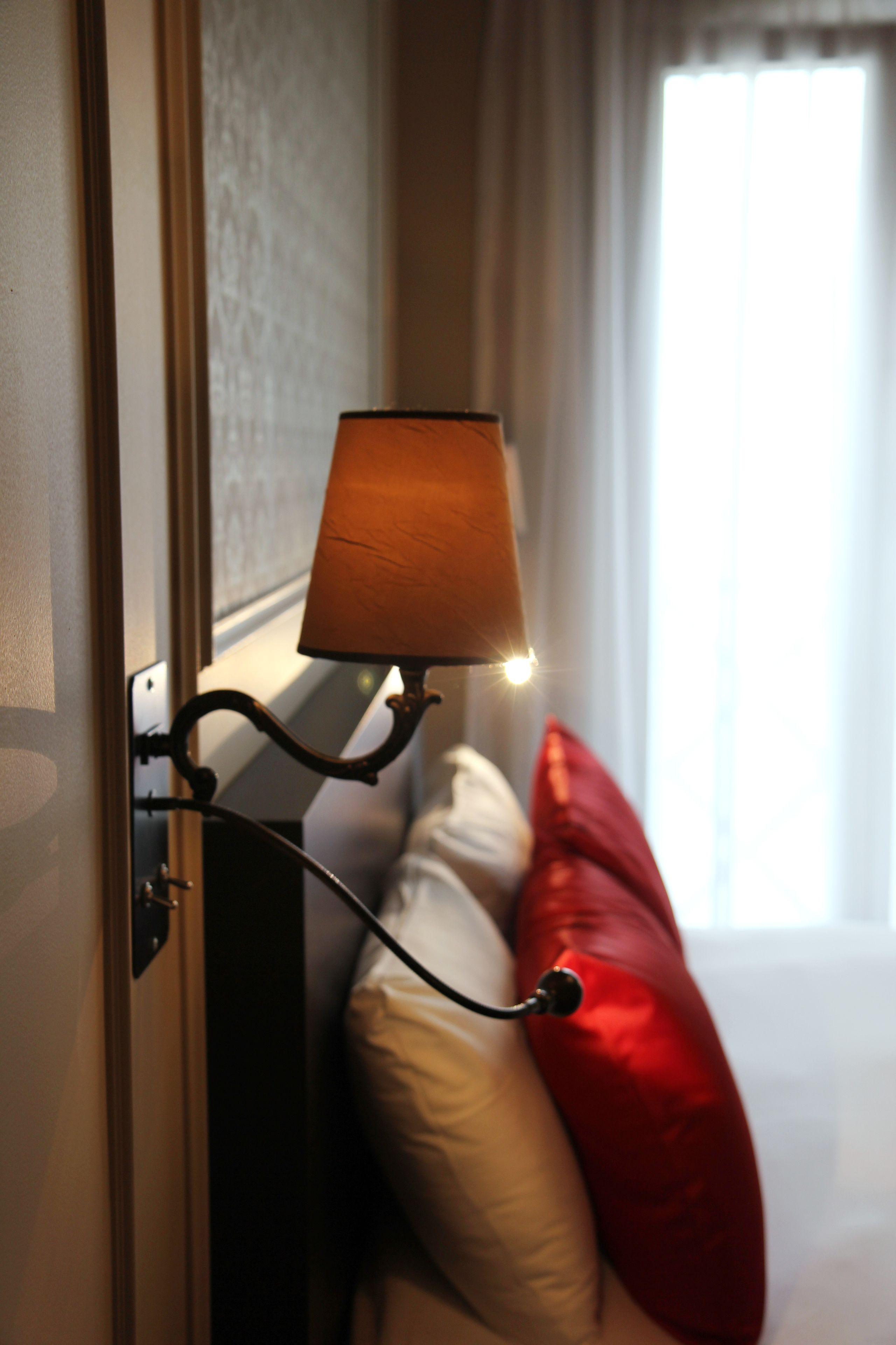 Western Le Montmartre - Saint Pierre Hotel Parigi
