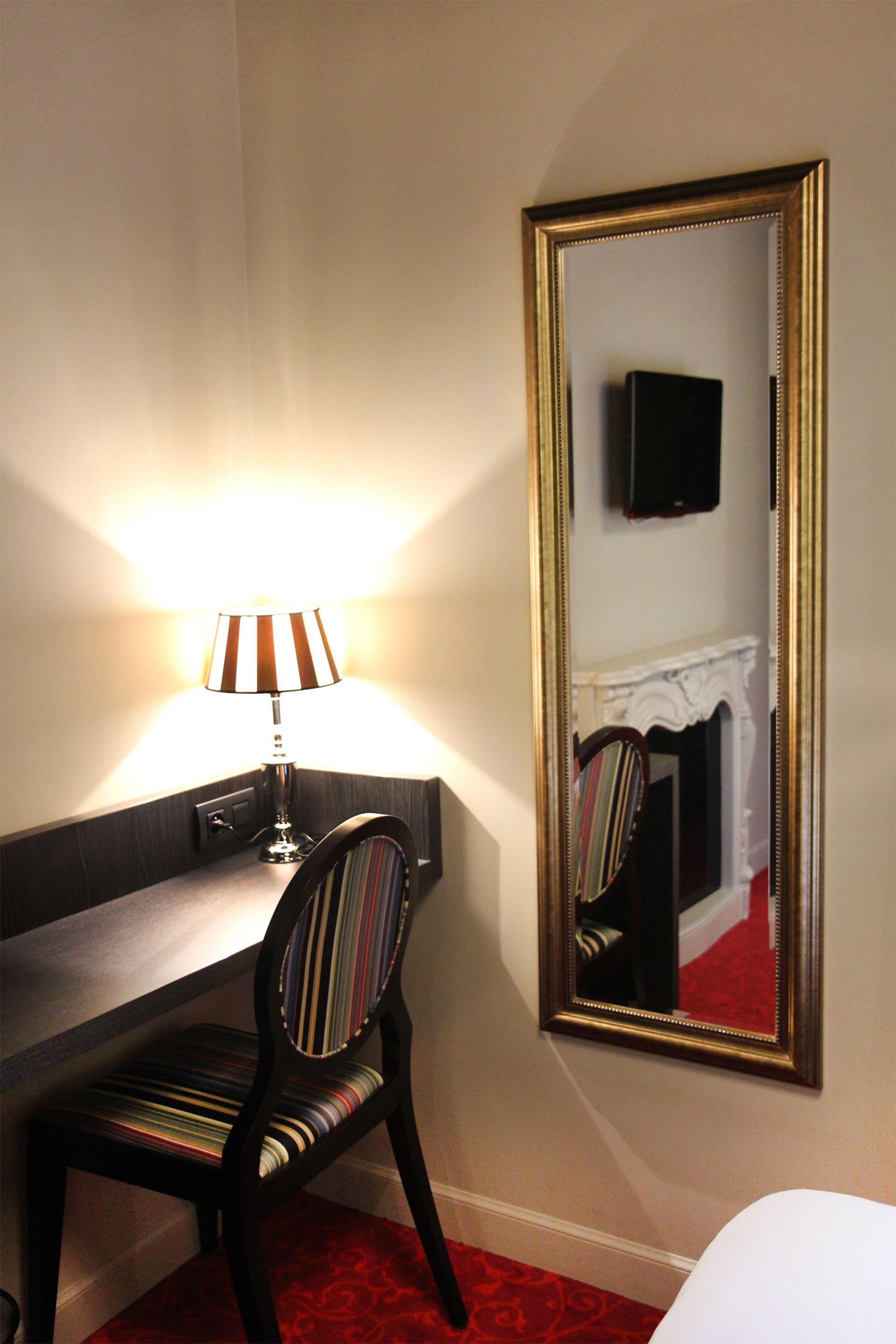 Western Le Montmartre - Saint Pierre Hotel Paris